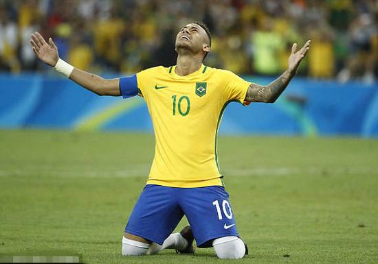 凯尔特人外线命中率提升，进攻体系稳定