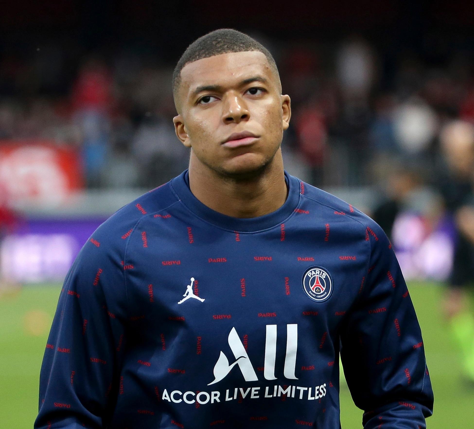 齐沃：我承担丢12个球的责任，但其中有7个发生在两场比赛里