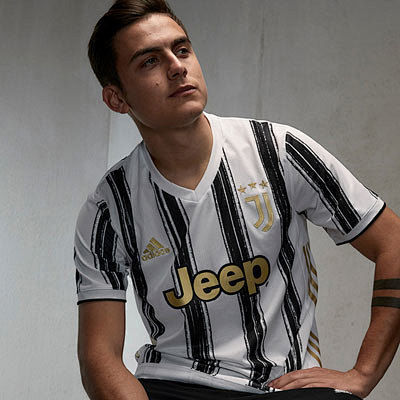 TA批评科纳特：他是利物浦最稳不定的球员，状态已今非昔比